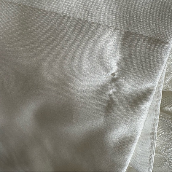 David’s Bridal iviory wedding dress and blazer too - Picture 14 of 14